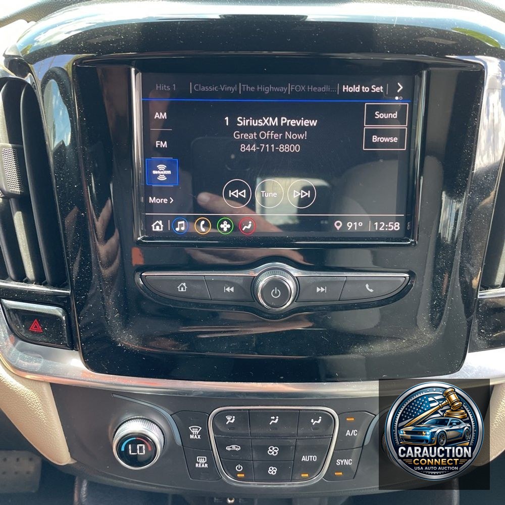 2022 Chevrolet Traverse LS