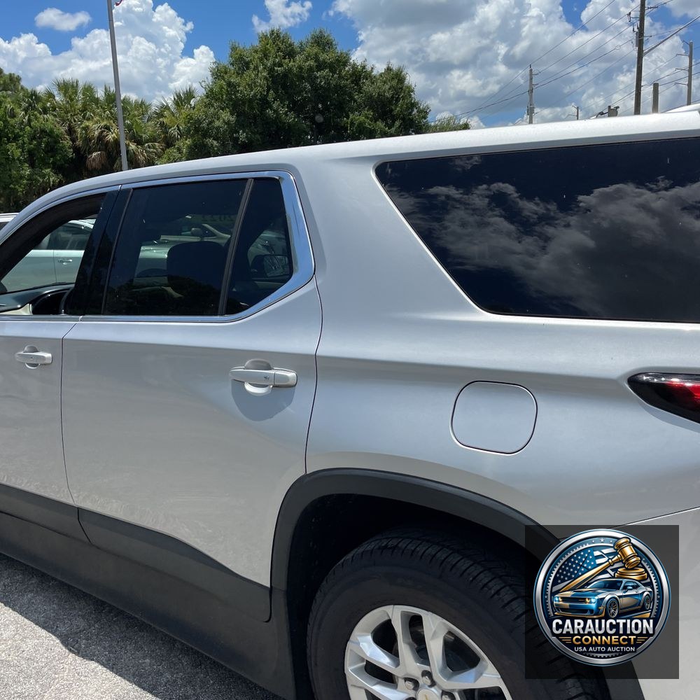 2022 Chevrolet Traverse LS