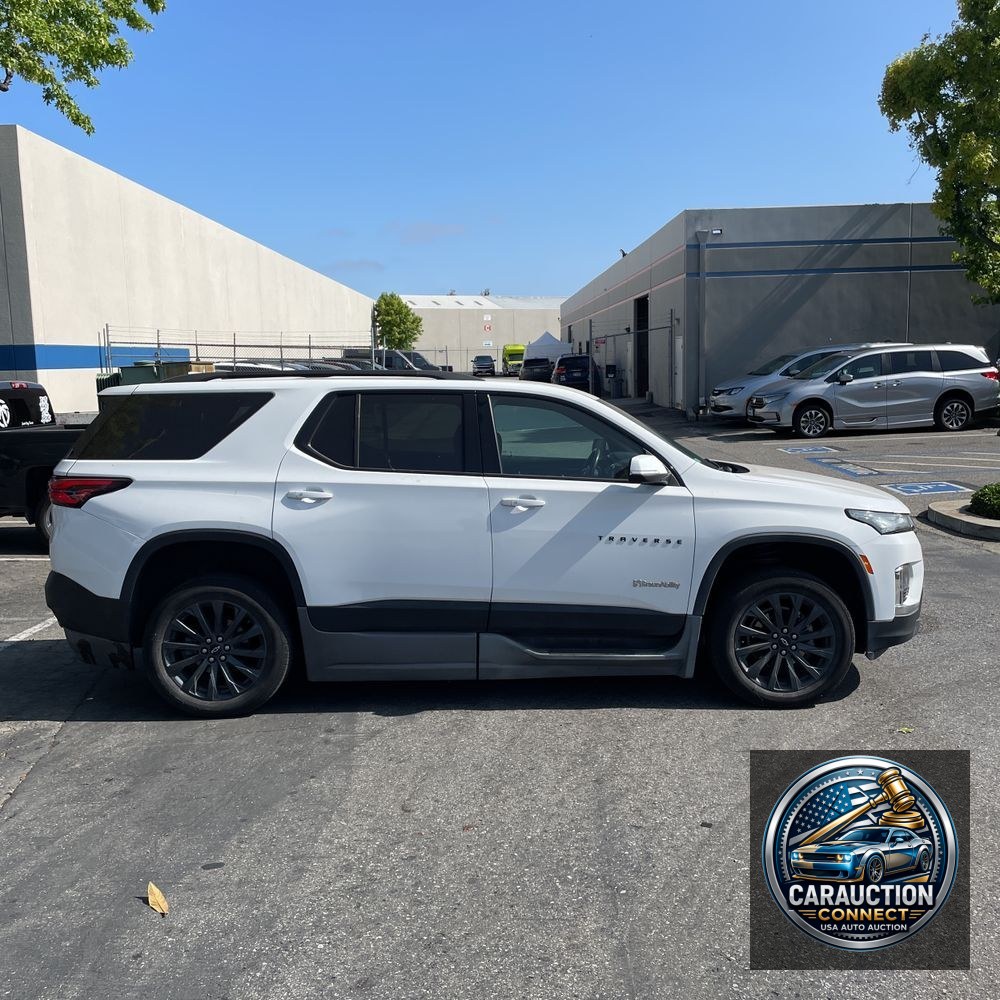 2022 Chevrolet Traverse RS