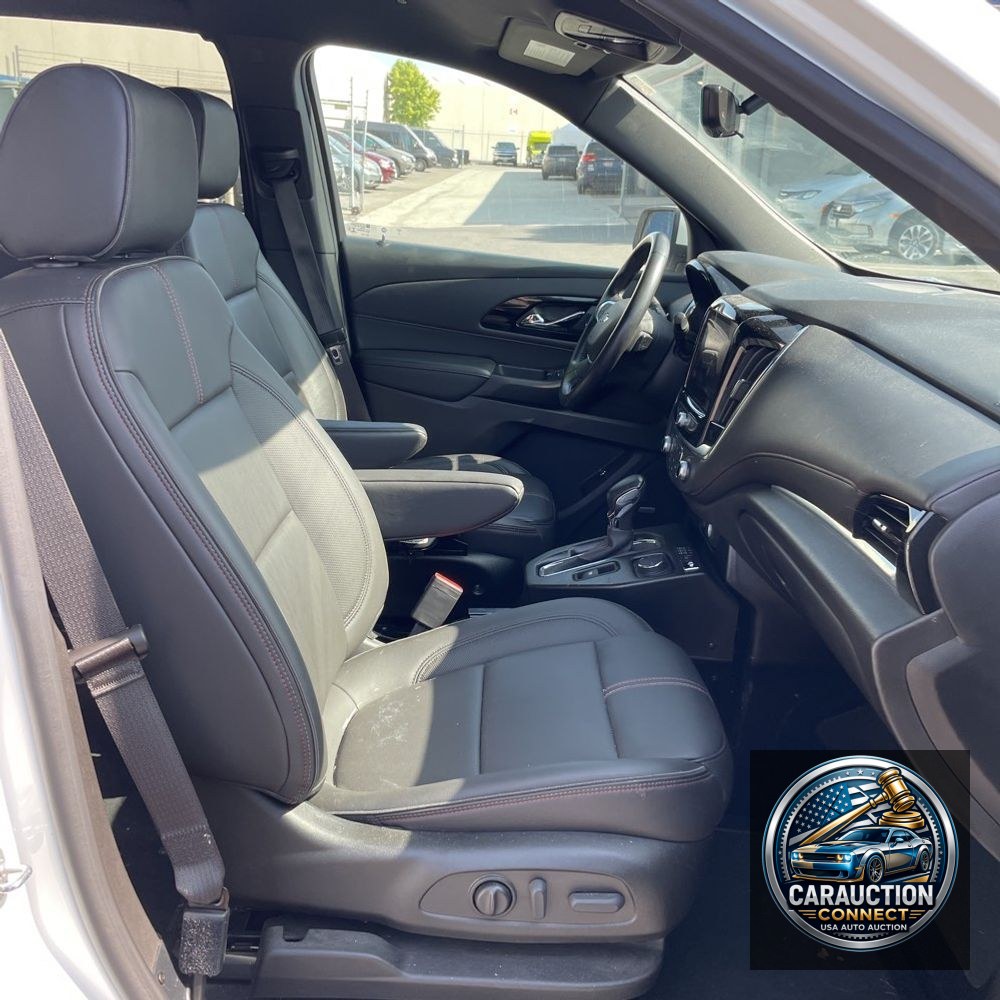 2022 Chevrolet Traverse RS
