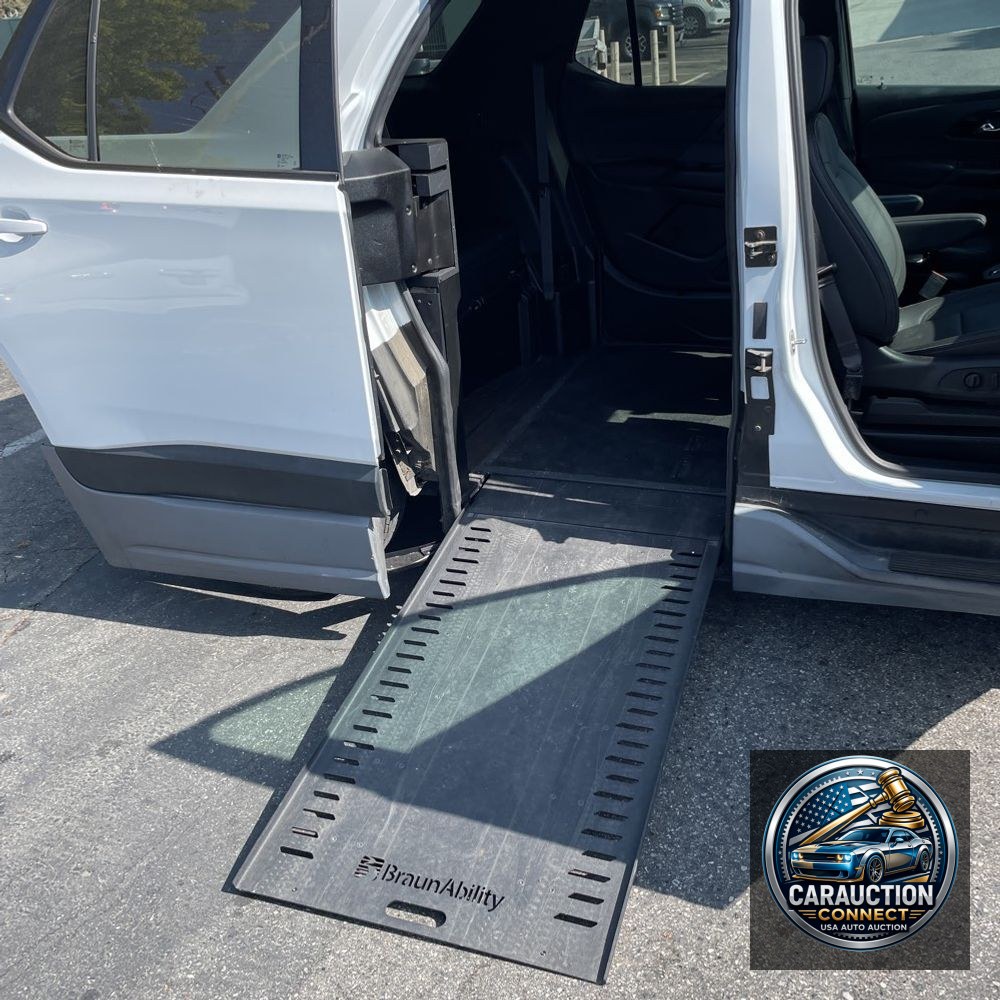2022 Chevrolet Traverse RS