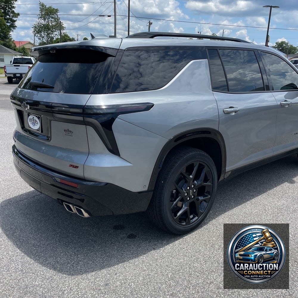 2024 Chevrolet Traverse RS