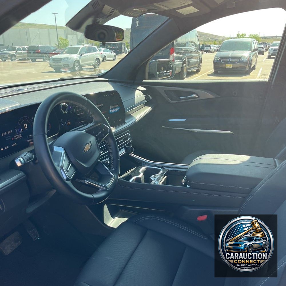 2024 Chevrolet Traverse LT