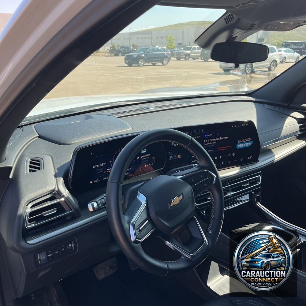 2024 Chevrolet Traverse LT