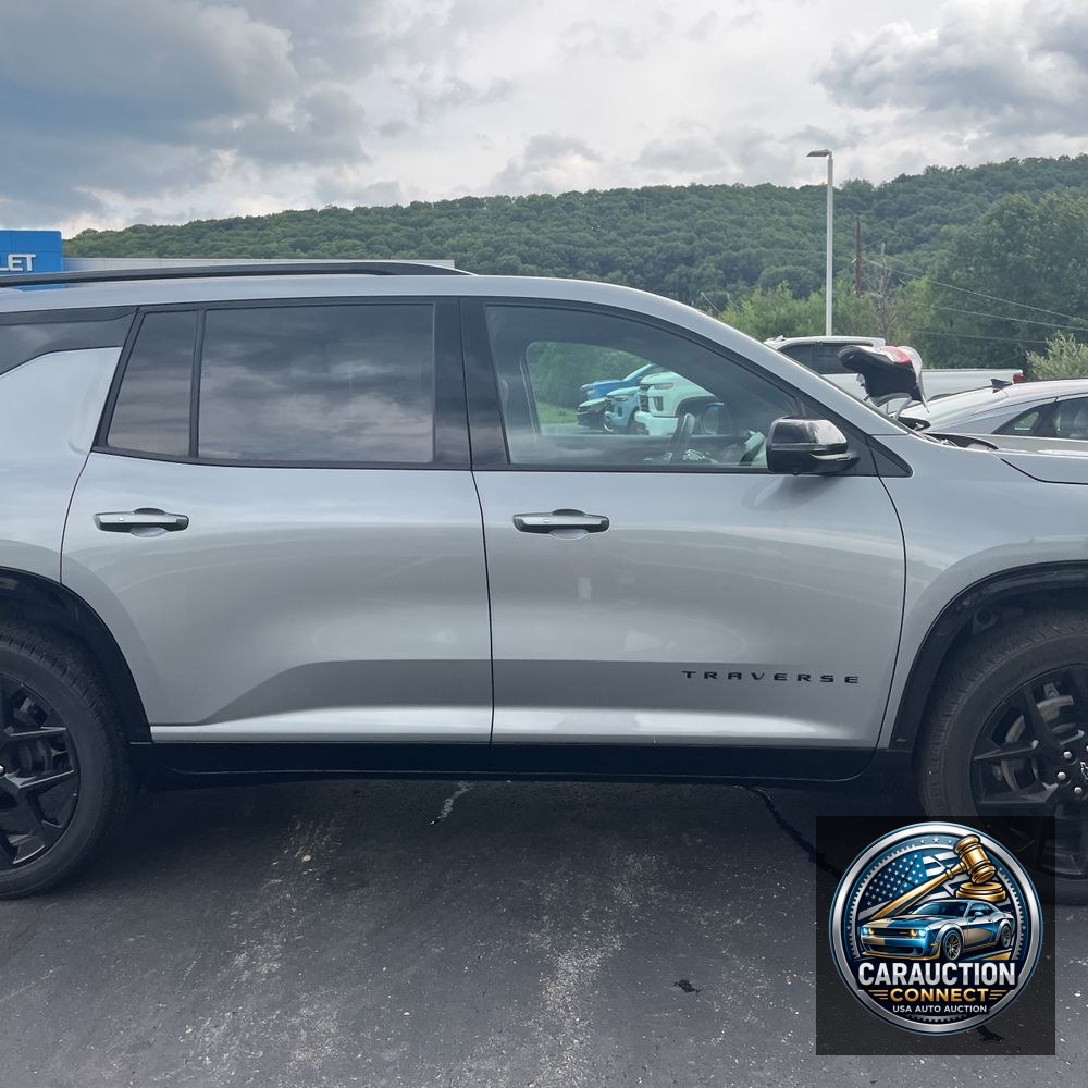 2024 Chevrolet Traverse RS