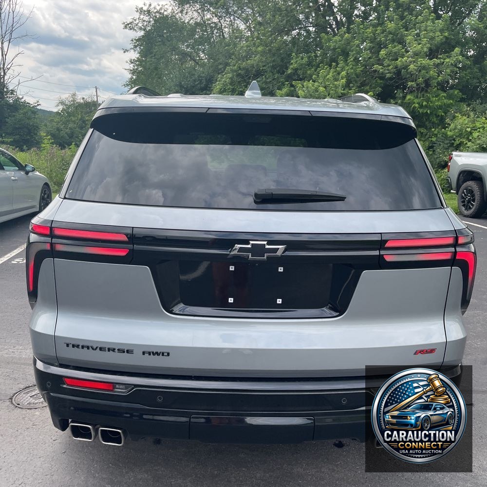 2024 Chevrolet Traverse RS