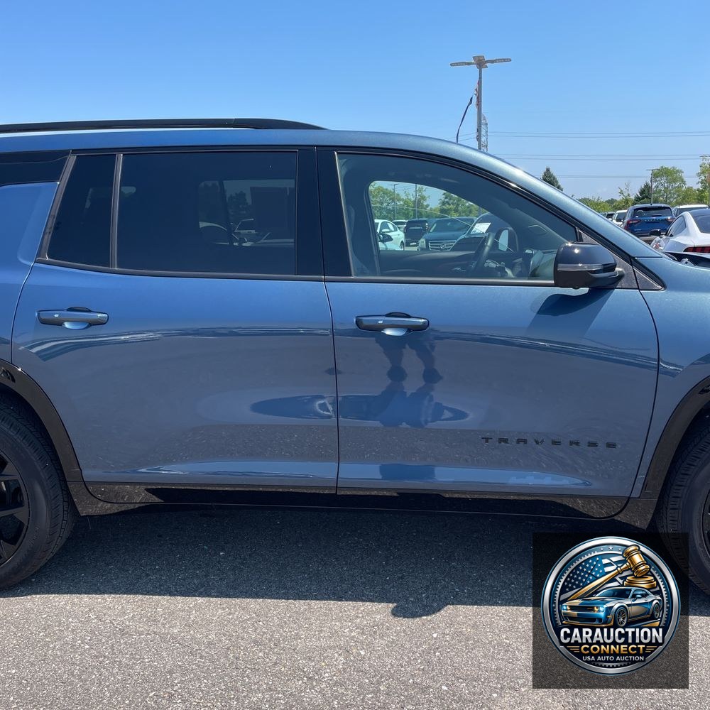 2024 Chevrolet Traverse RS