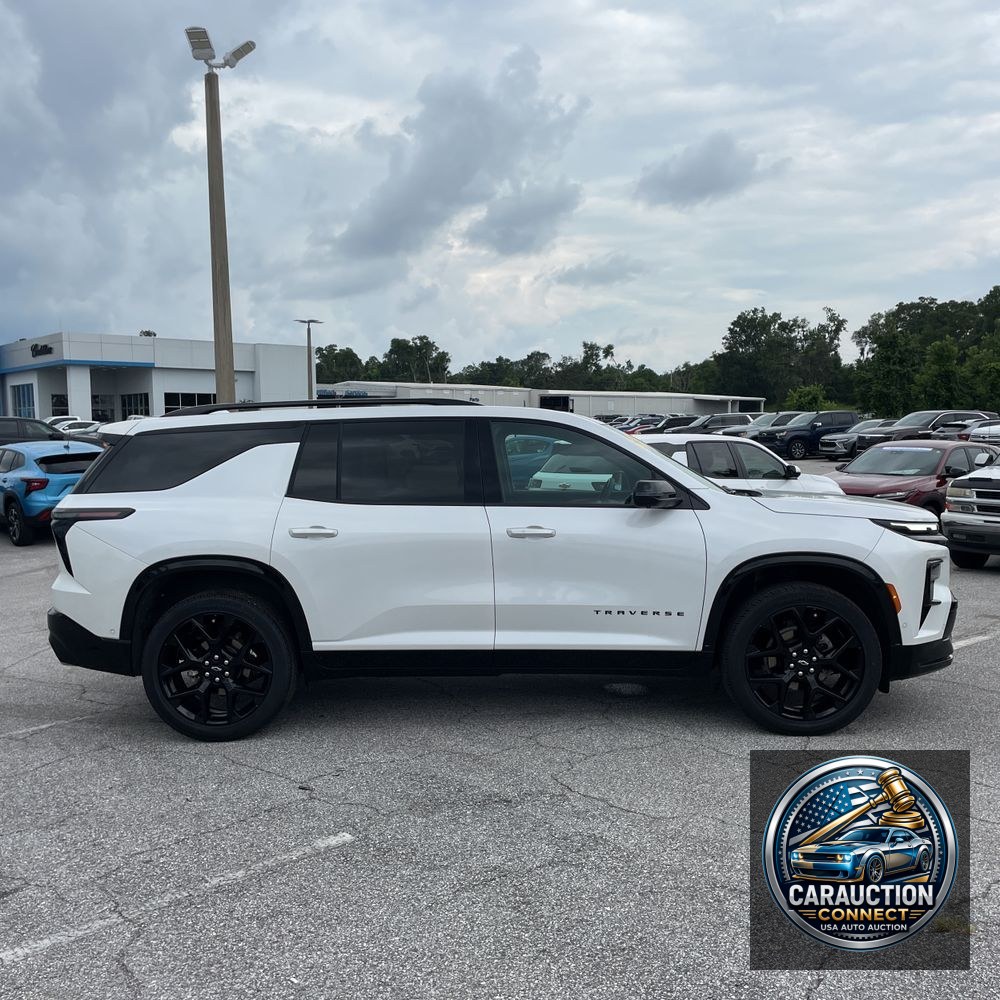 2024 Chevrolet Traverse RS
