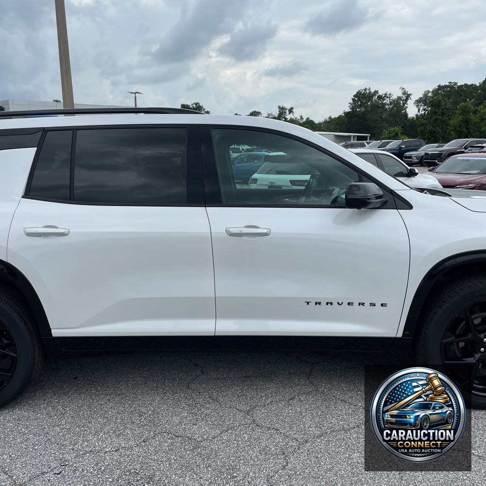 2024 Chevrolet Traverse RS
