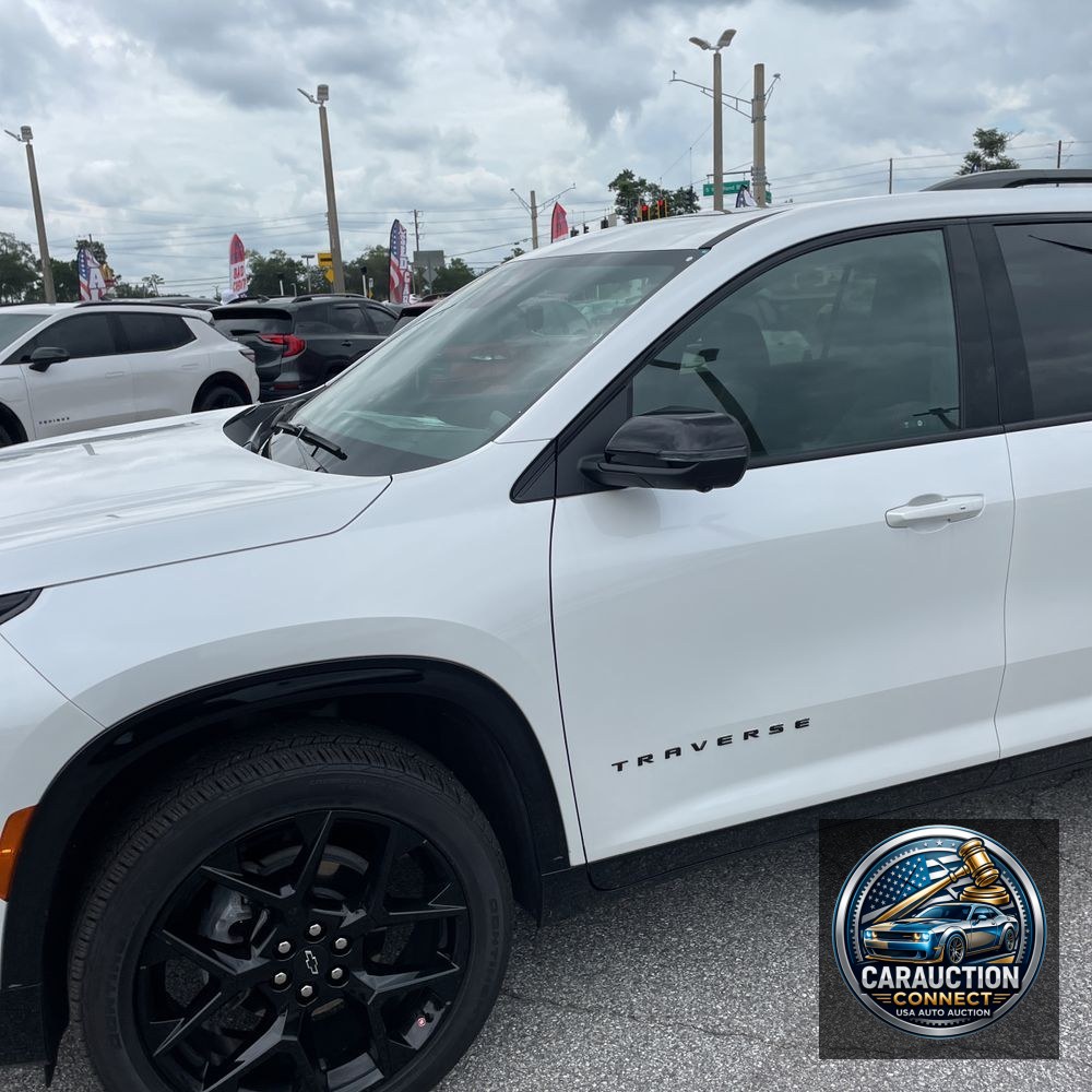 2024 Chevrolet Traverse RS
