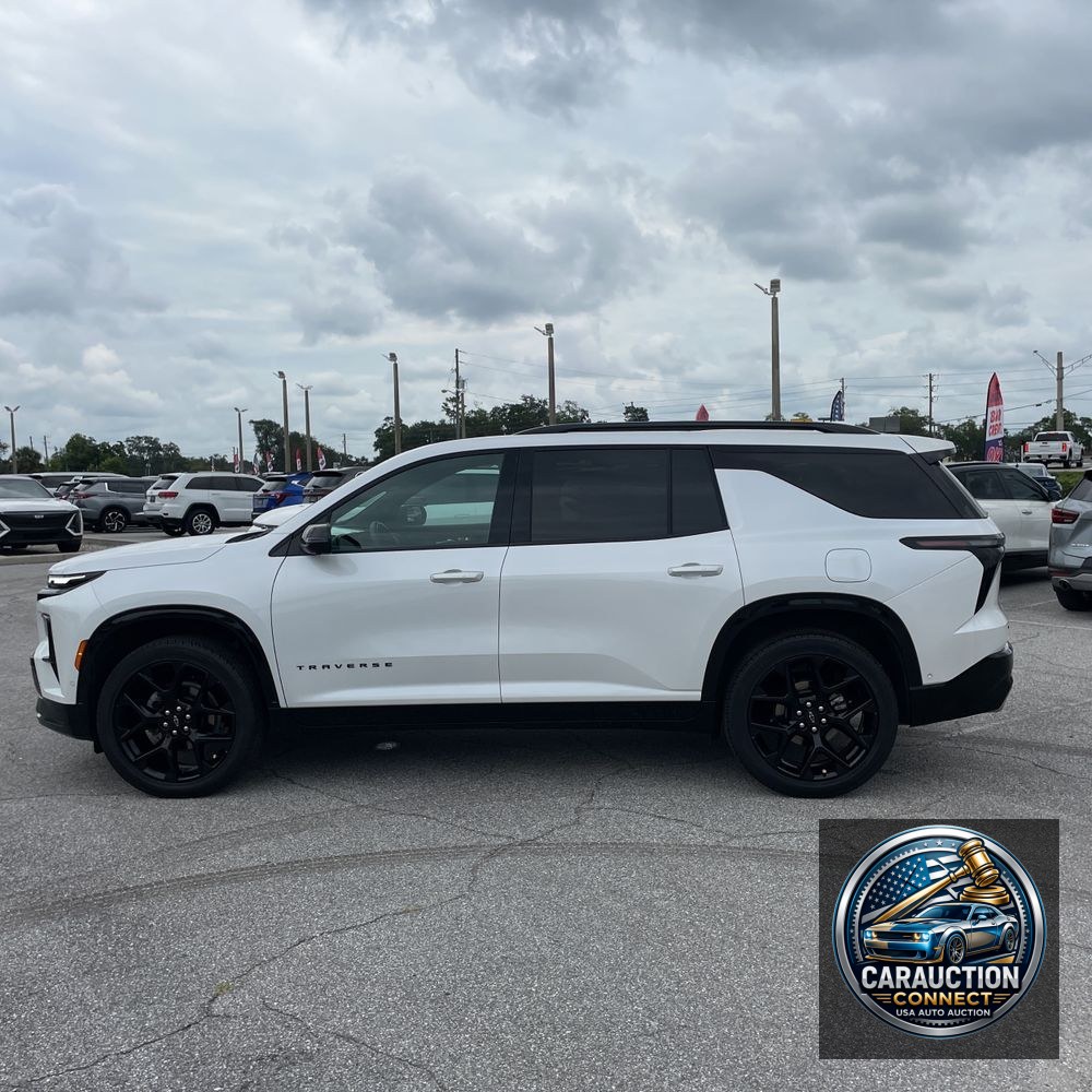 2024 Chevrolet Traverse RS