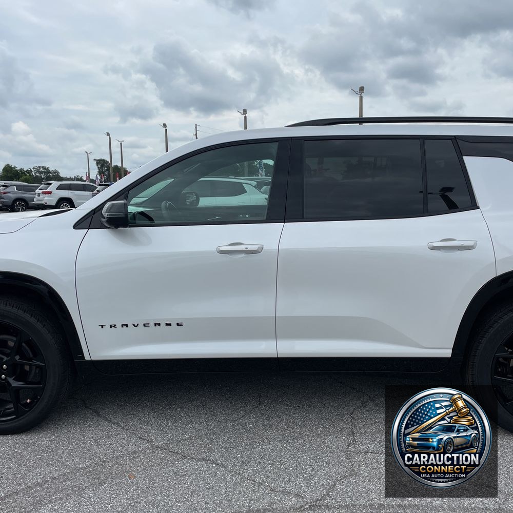 2024 Chevrolet Traverse RS