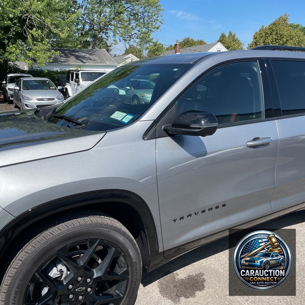 2025 Chevrolet Traverse RS