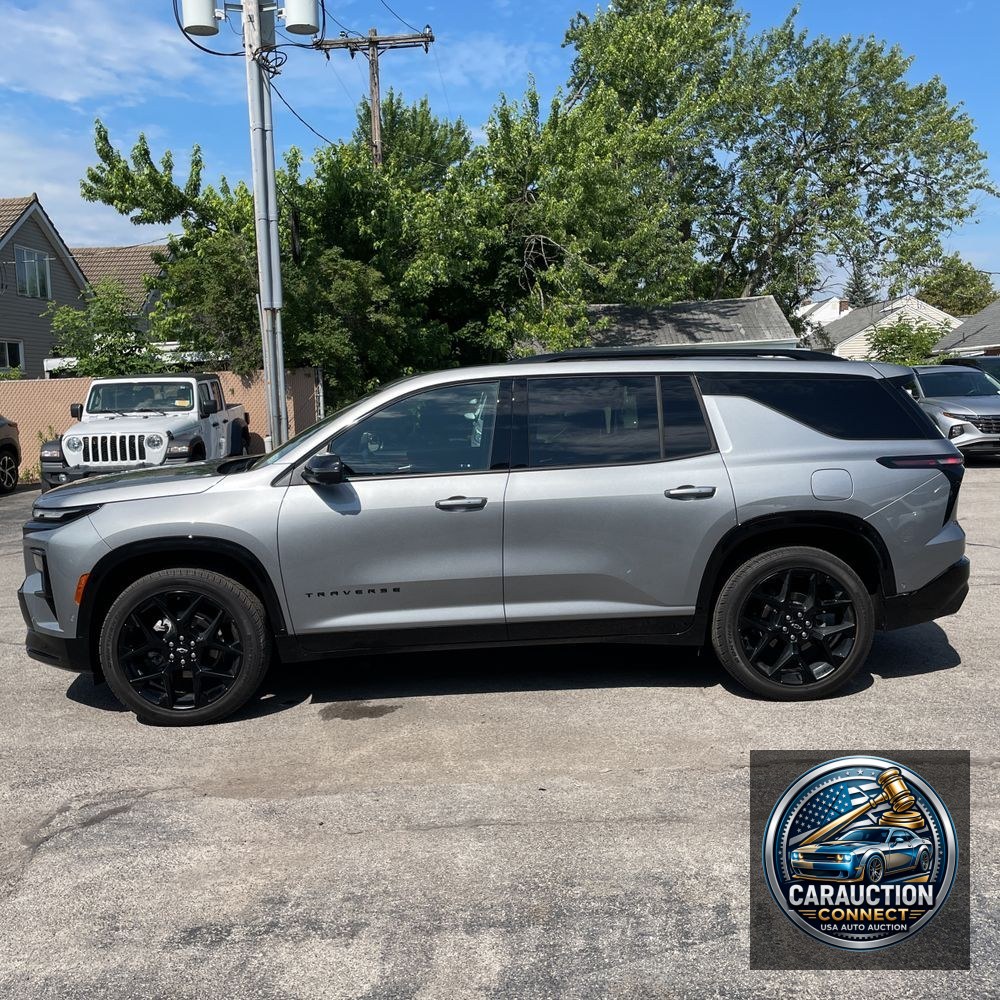 2025 Chevrolet Traverse RS