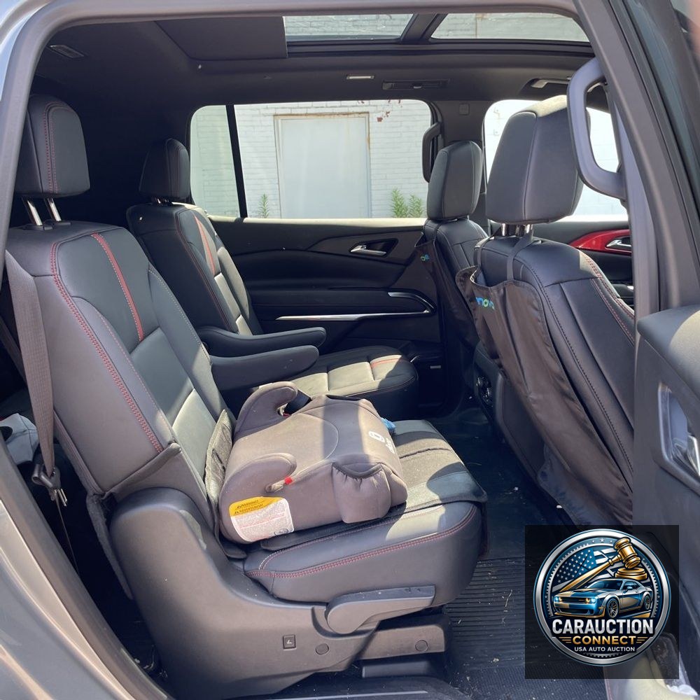 2025 Chevrolet Traverse RS