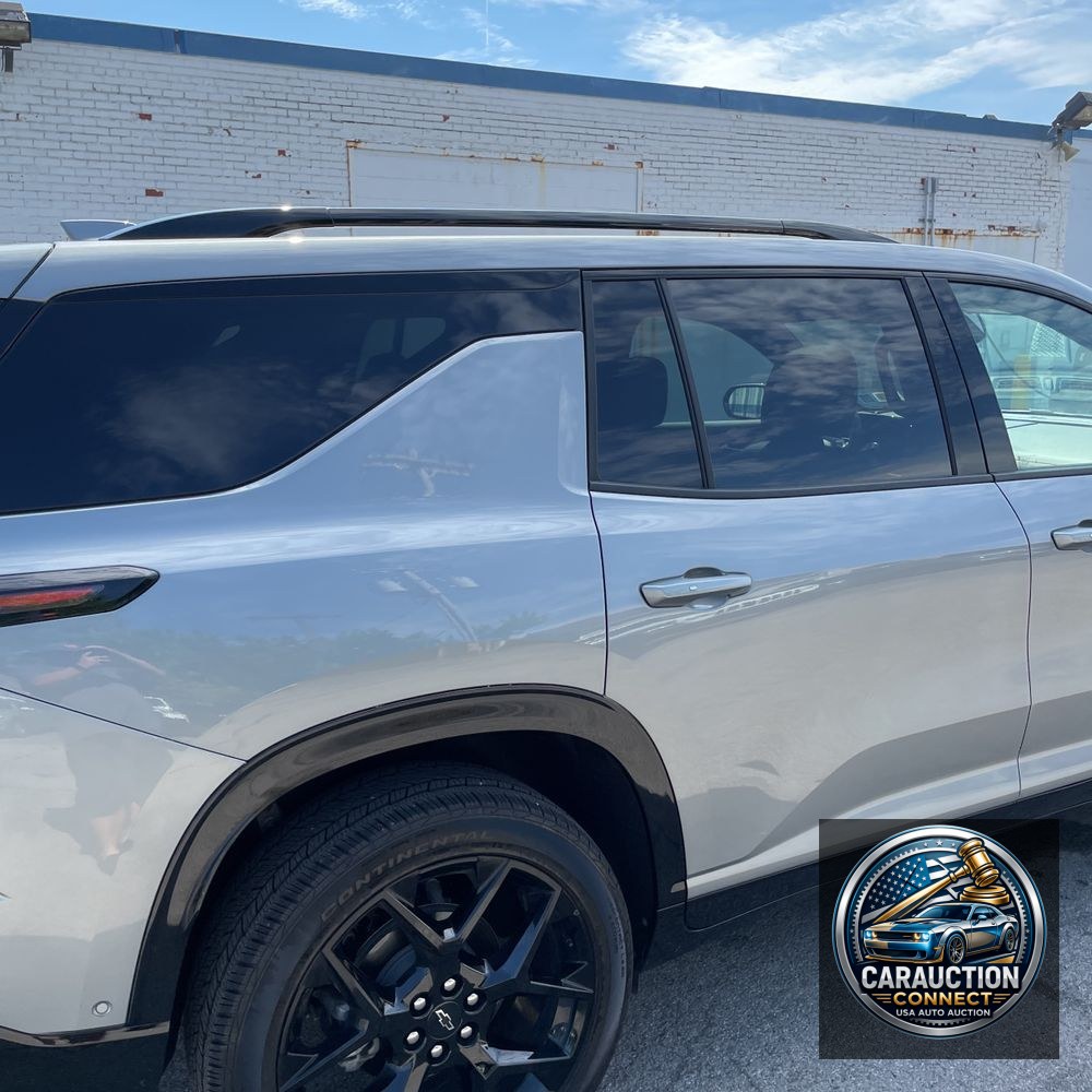 2025 Chevrolet Traverse RS