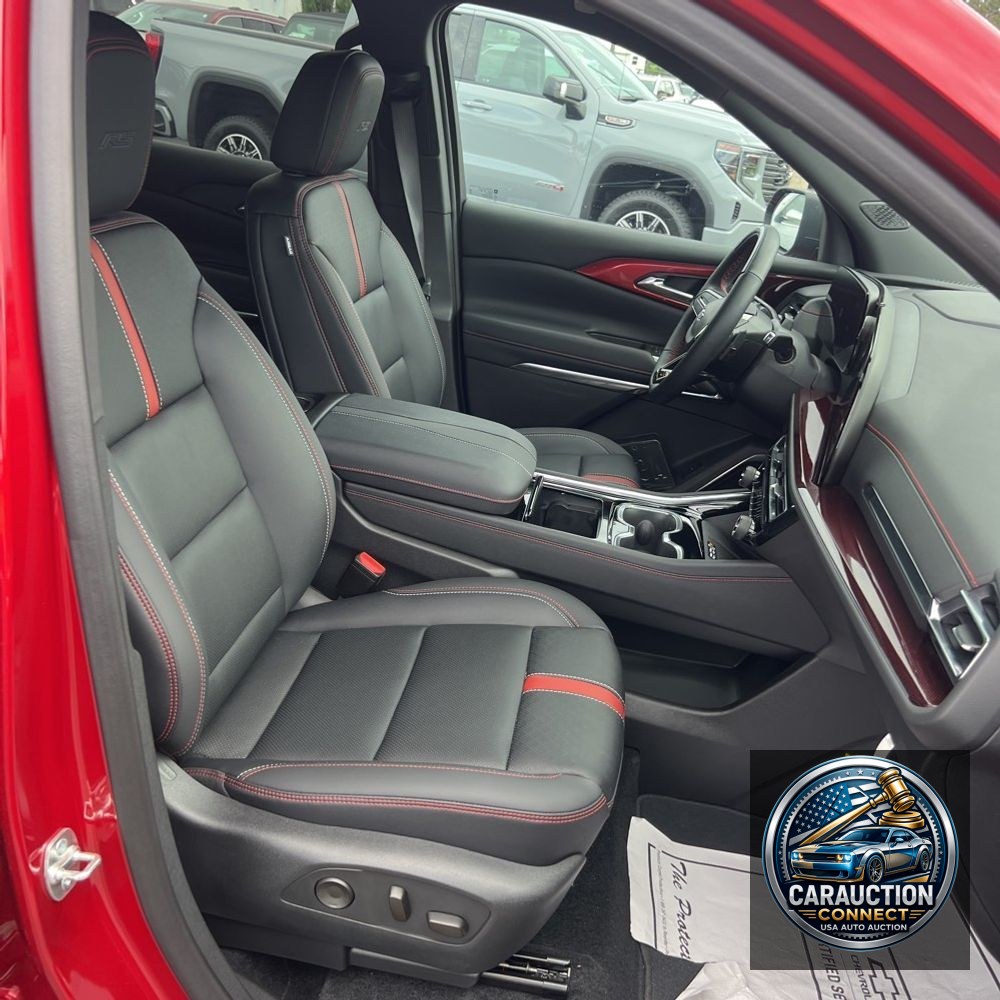 2025 Chevrolet Traverse RS