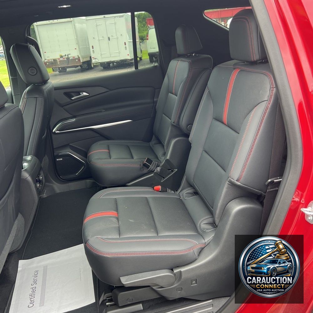 2025 Chevrolet Traverse RS
