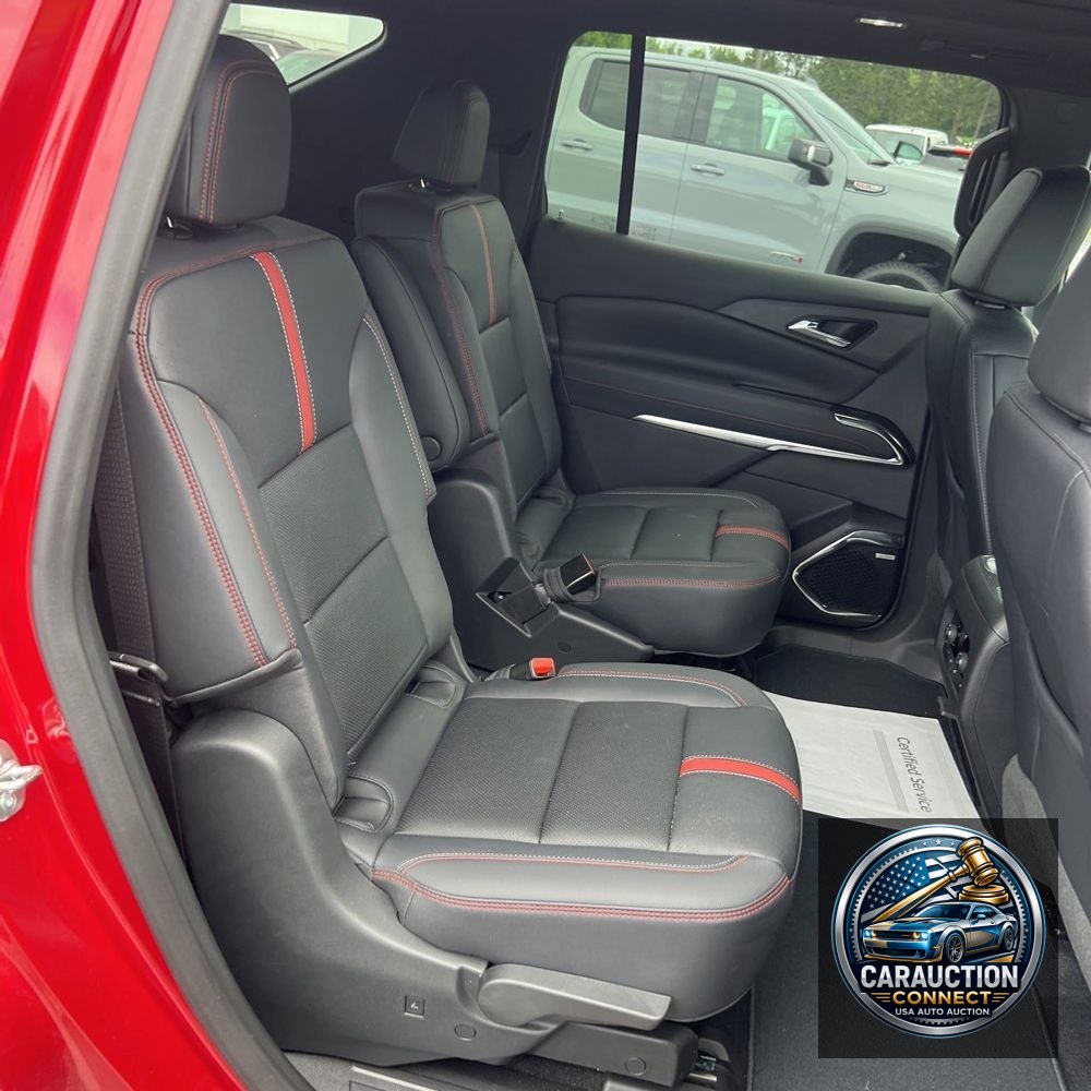 2025 Chevrolet Traverse RS