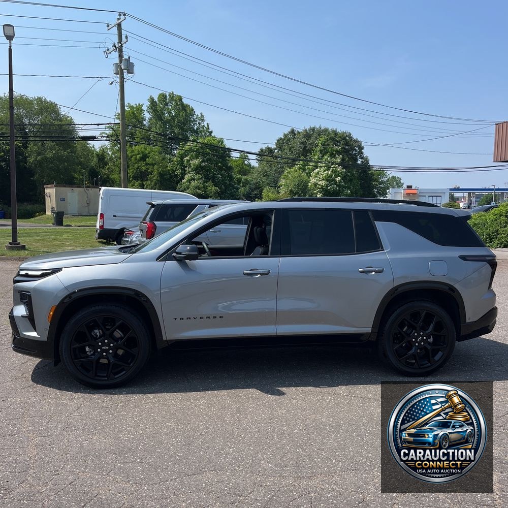 2025 Chevrolet Traverse RS