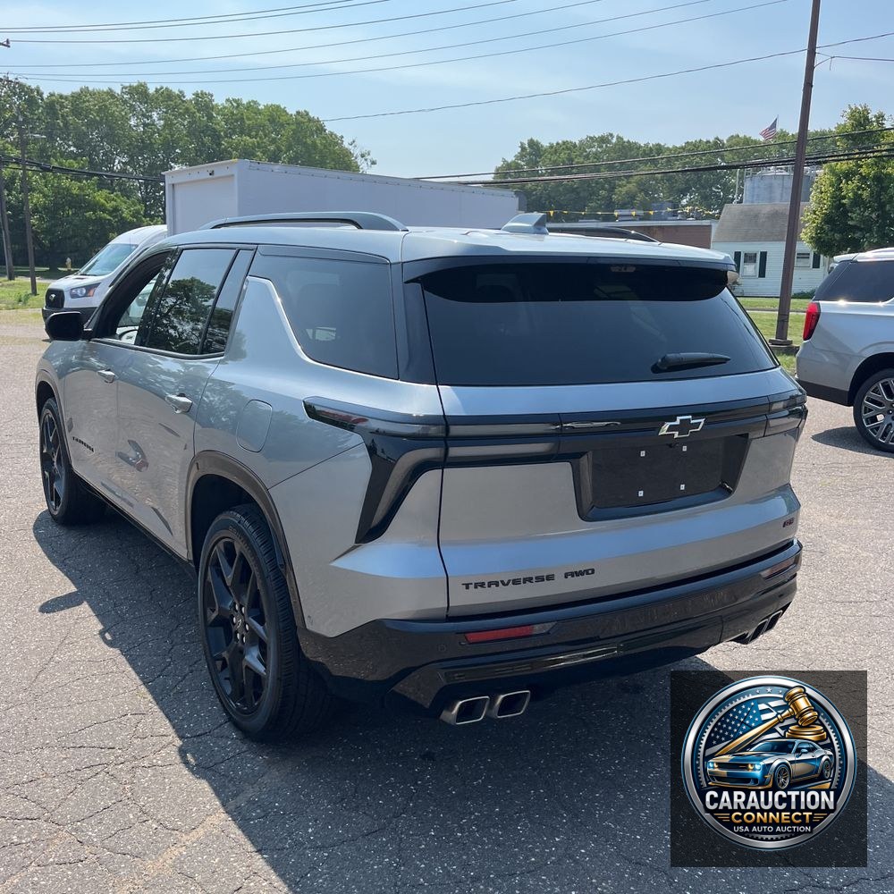 2025 Chevrolet Traverse RS