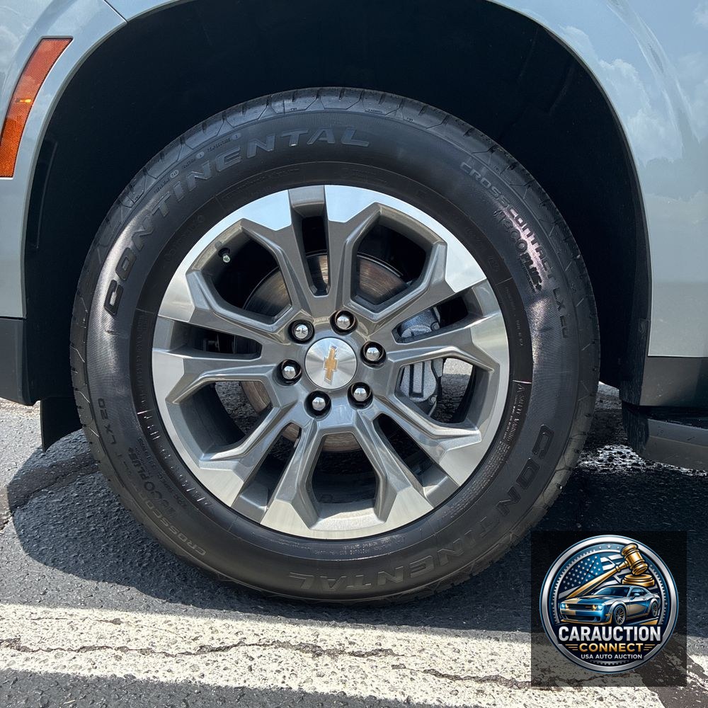 2025 Chevrolet Tahoe LS
