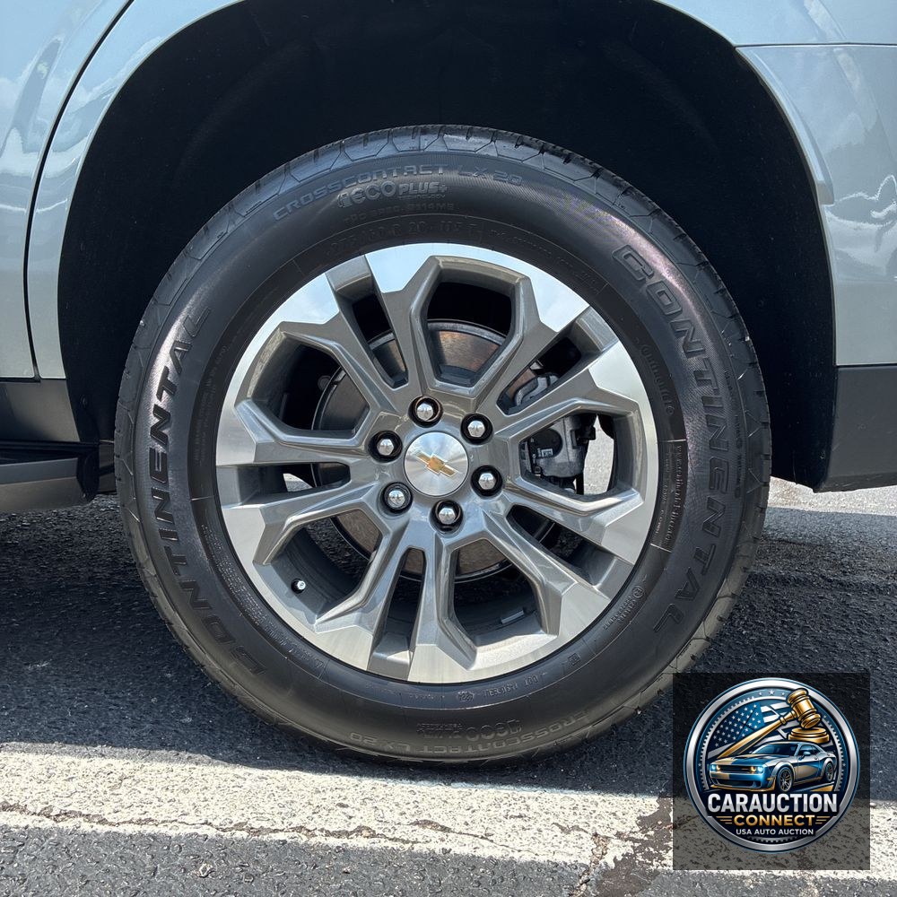 2025 Chevrolet Tahoe LS
