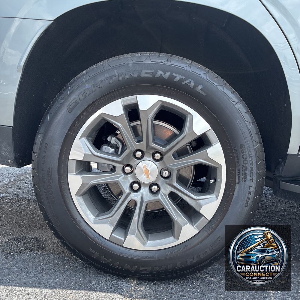 2025 Chevrolet Tahoe LS