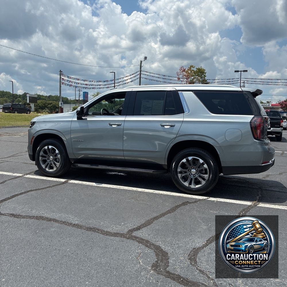 2025 Chevrolet Tahoe LS