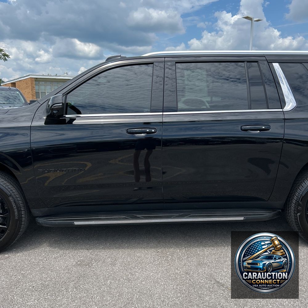 2025 Chevrolet Suburban LT