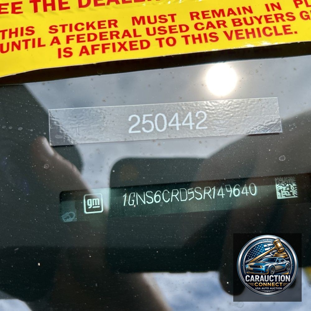 2025 Chevrolet Suburban LT