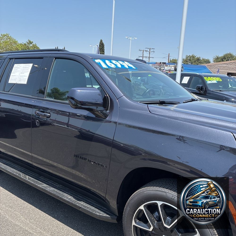 2025 Chevrolet Suburban RST