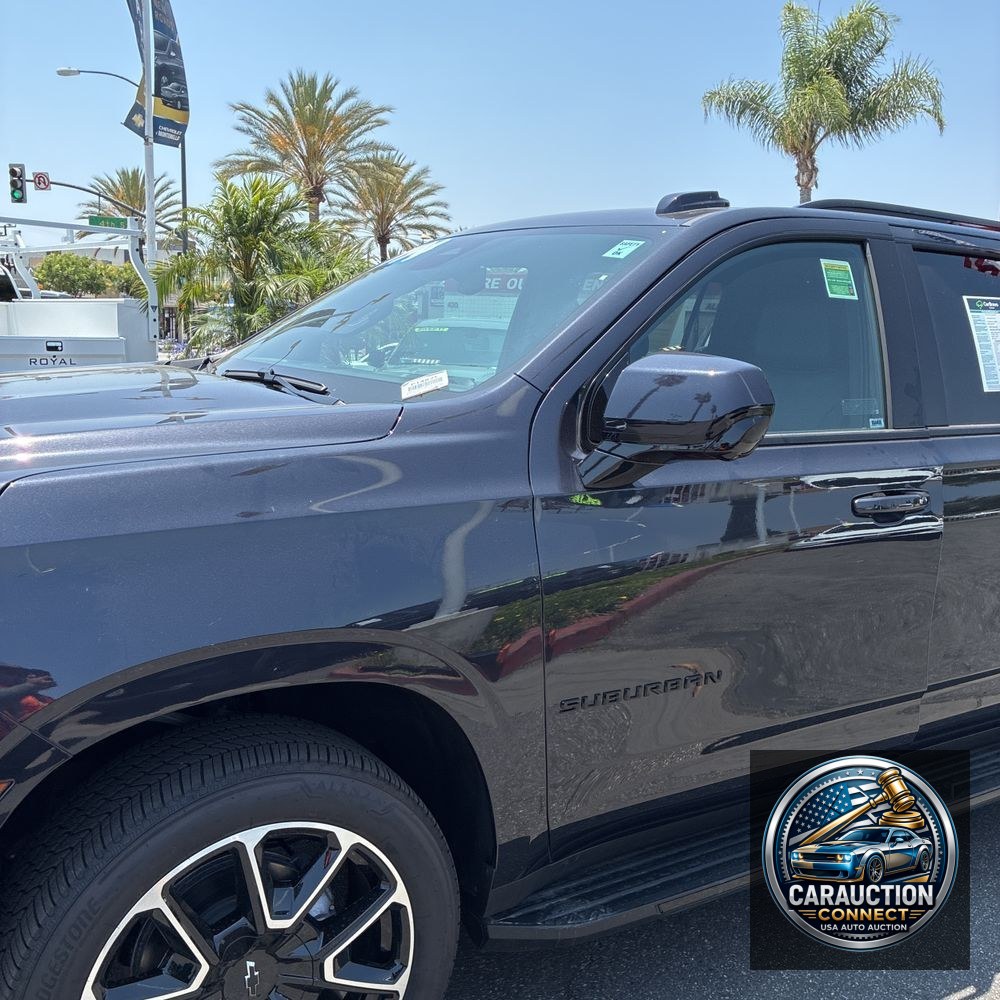 2025 Chevrolet Suburban RST