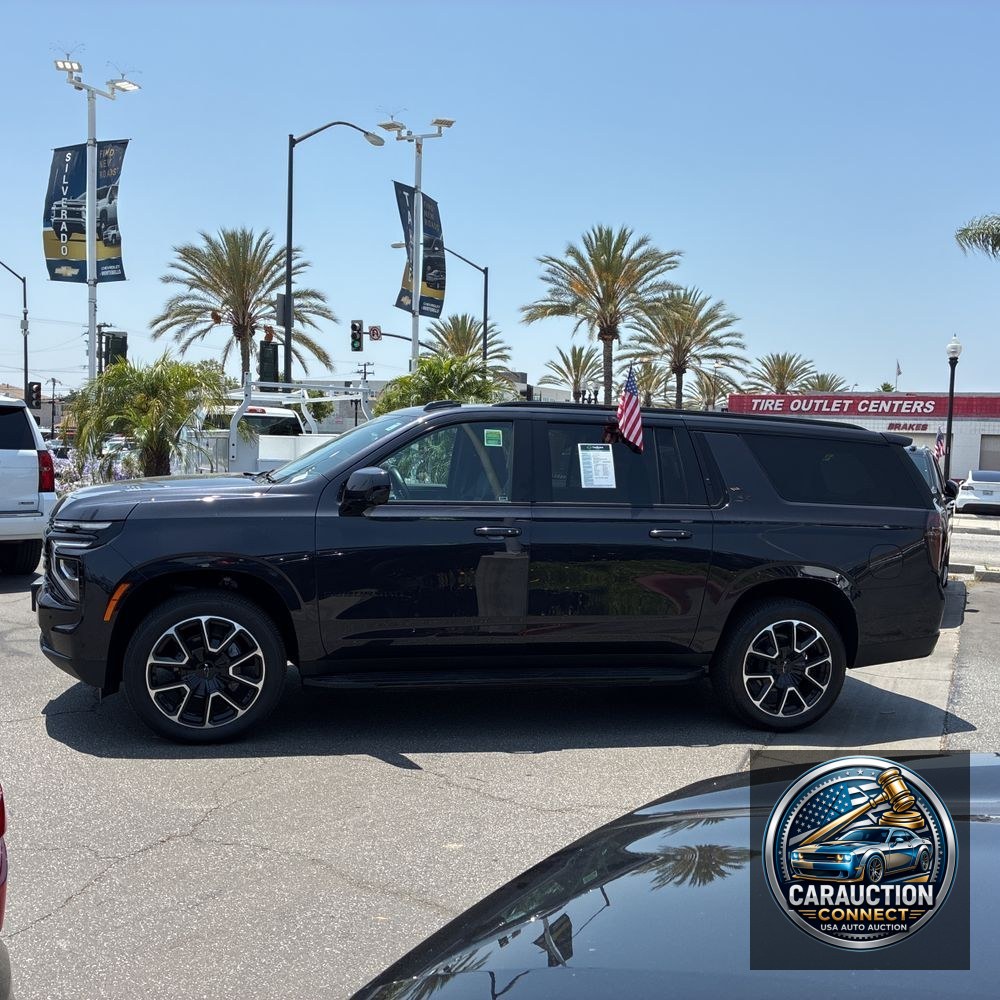 2025 Chevrolet Suburban RST