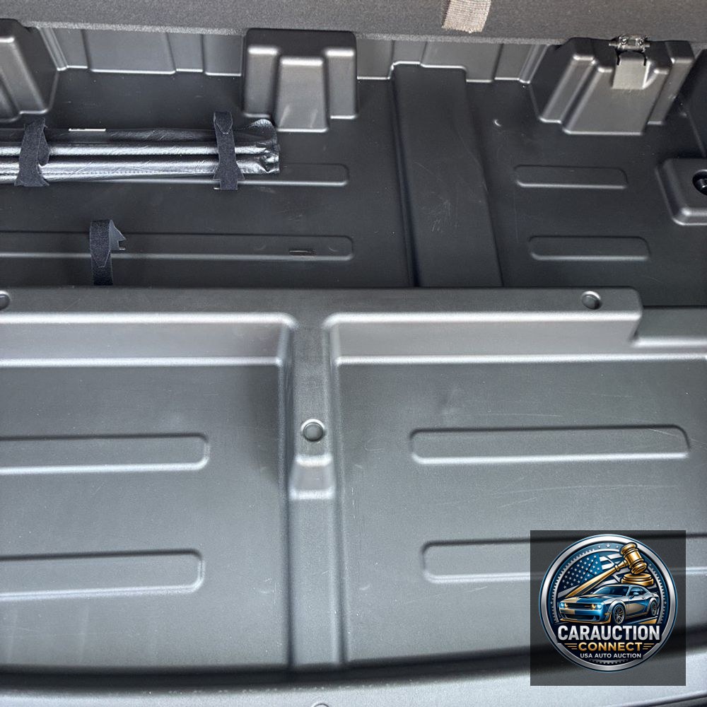 2025 Chevrolet Suburban RST