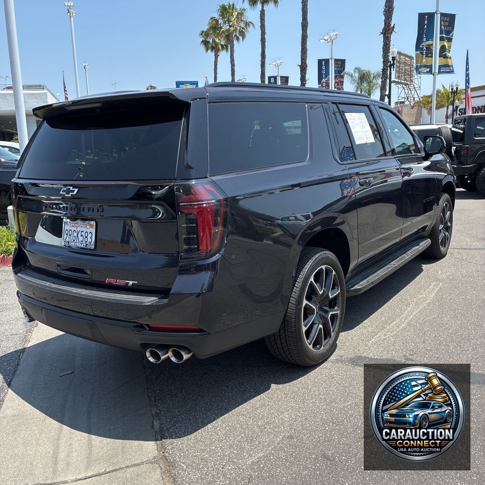 2025 Chevrolet Suburban RST