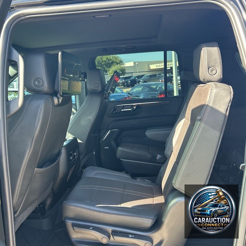 2025 Chevrolet Suburban High Country