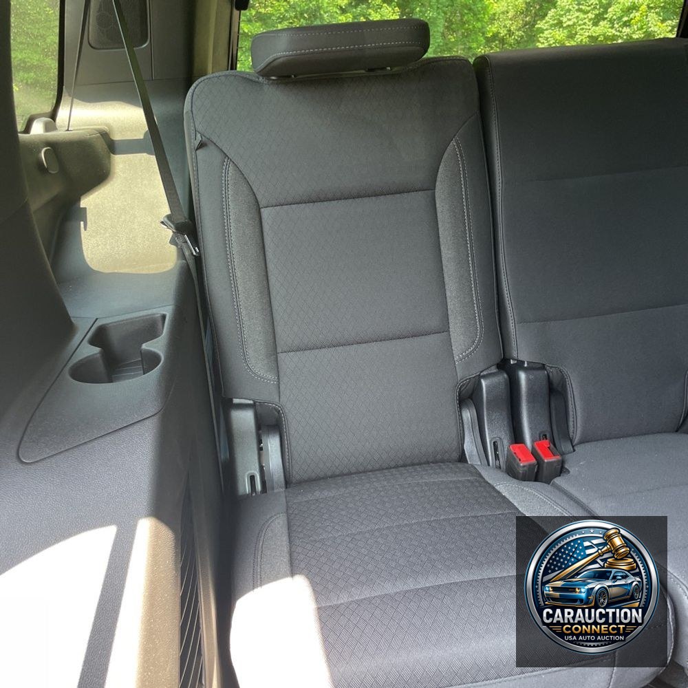 2025 Chevrolet Tahoe LS