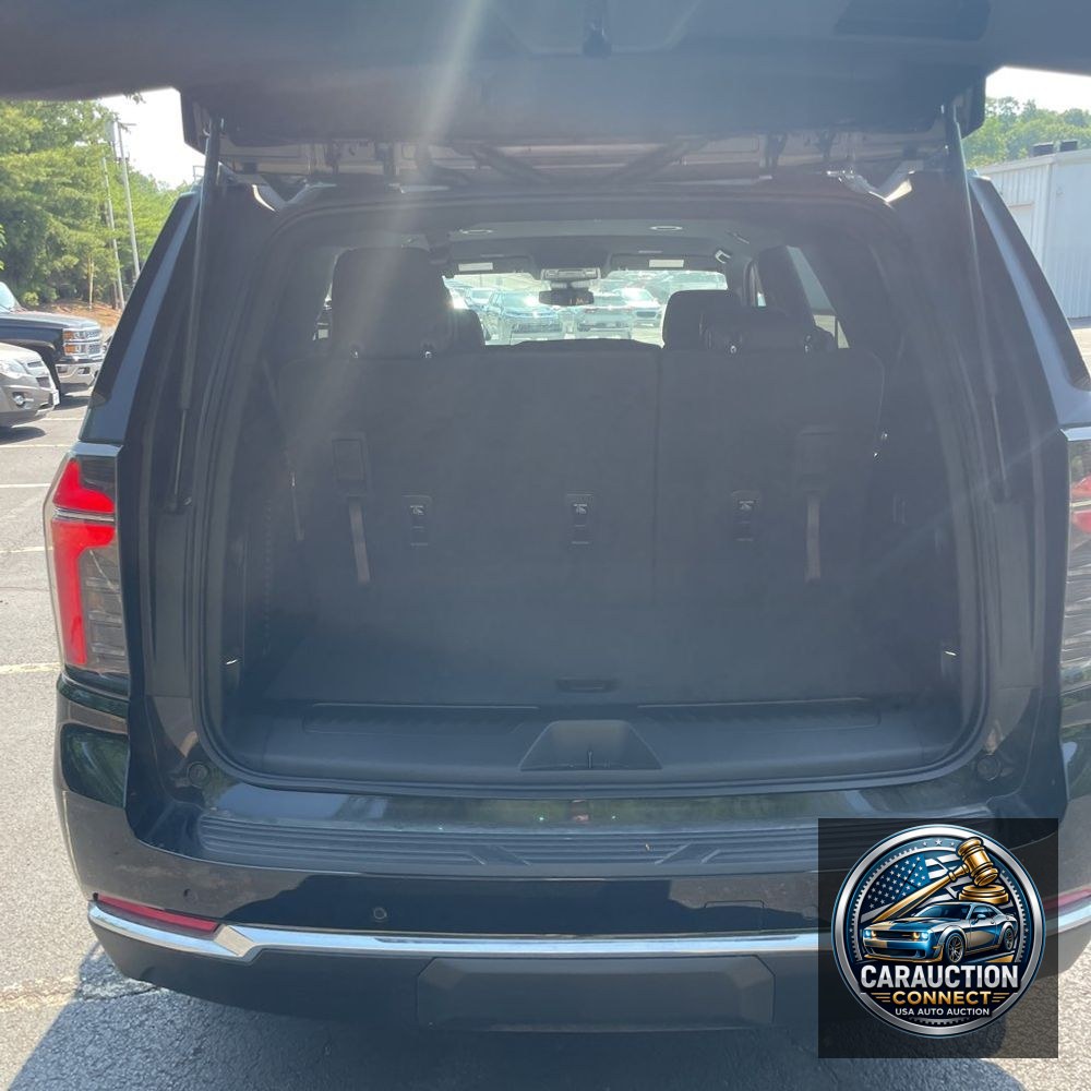 2025 Chevrolet Tahoe LS