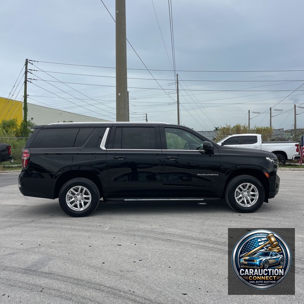 2022 Chevrolet Suburban LT