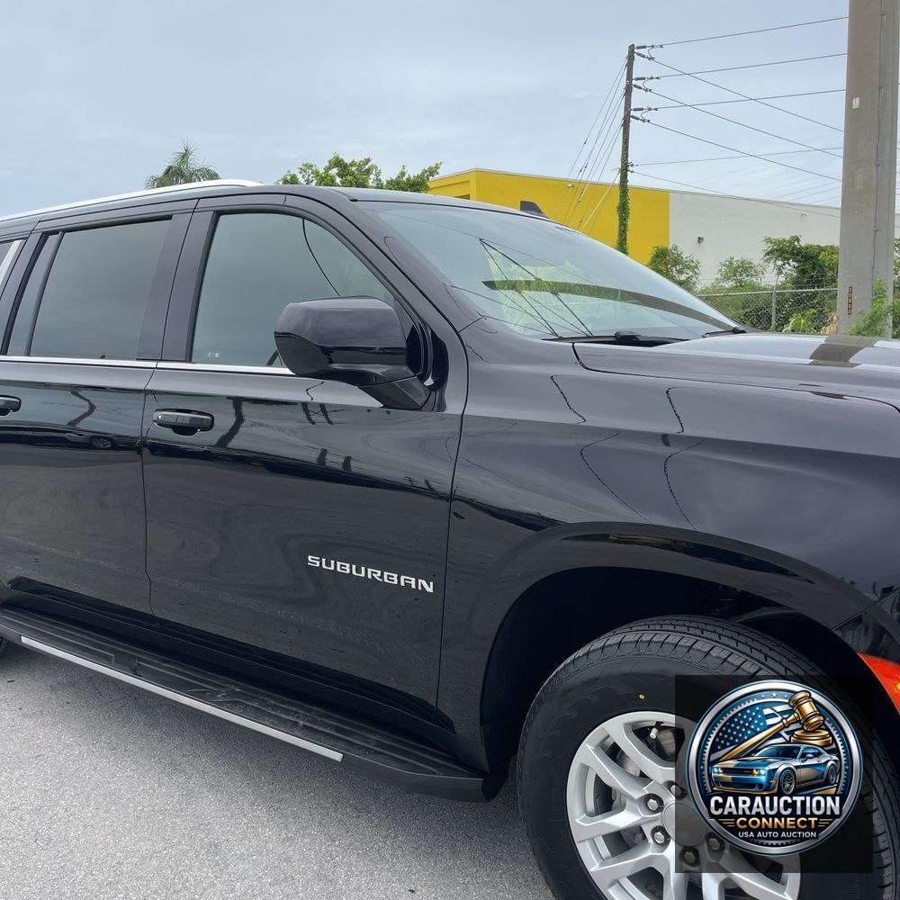 2022 Chevrolet Suburban LT