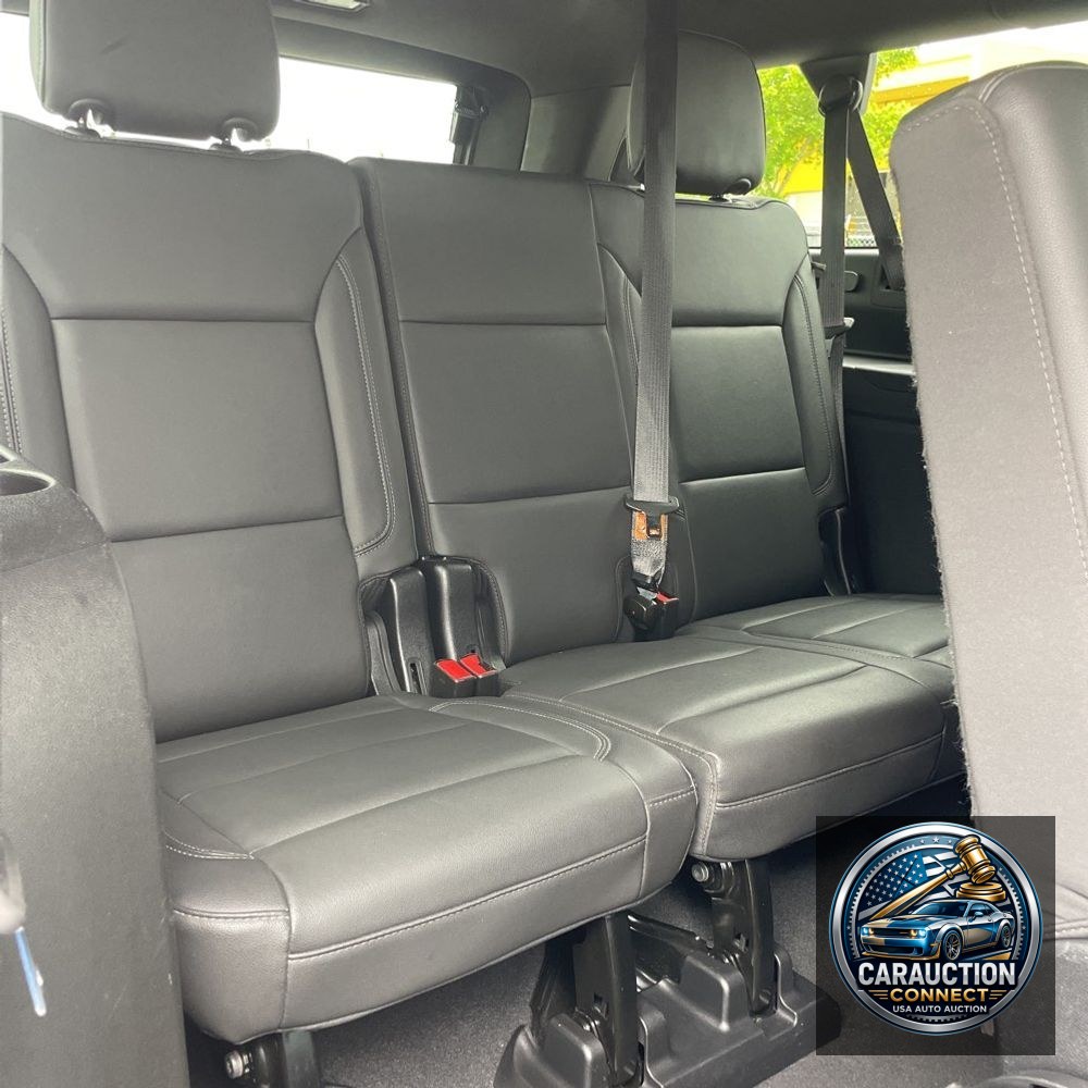 2022 Chevrolet Suburban LT