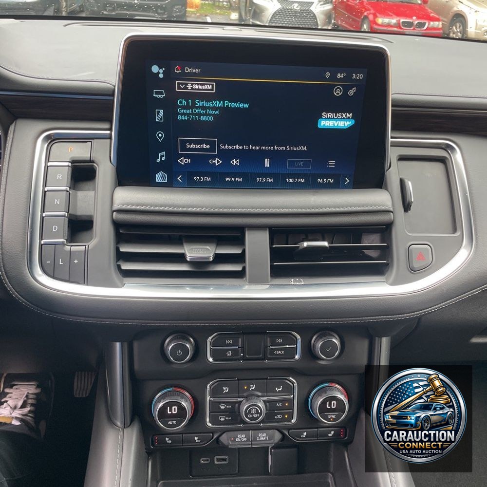 2022 Chevrolet Suburban LT