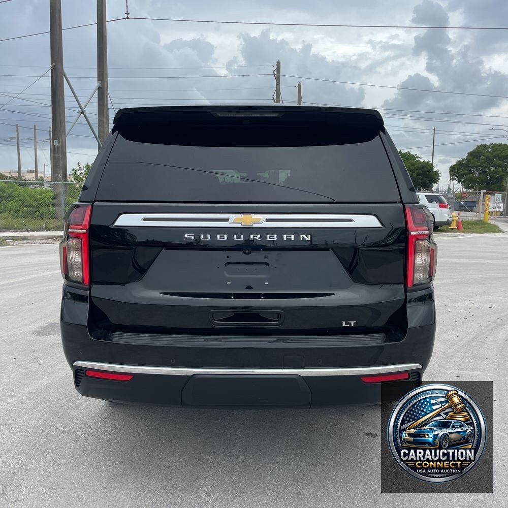 2022 Chevrolet Suburban LT