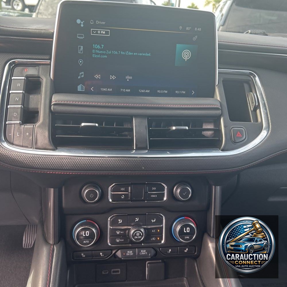 2023 Chevrolet Suburban RST