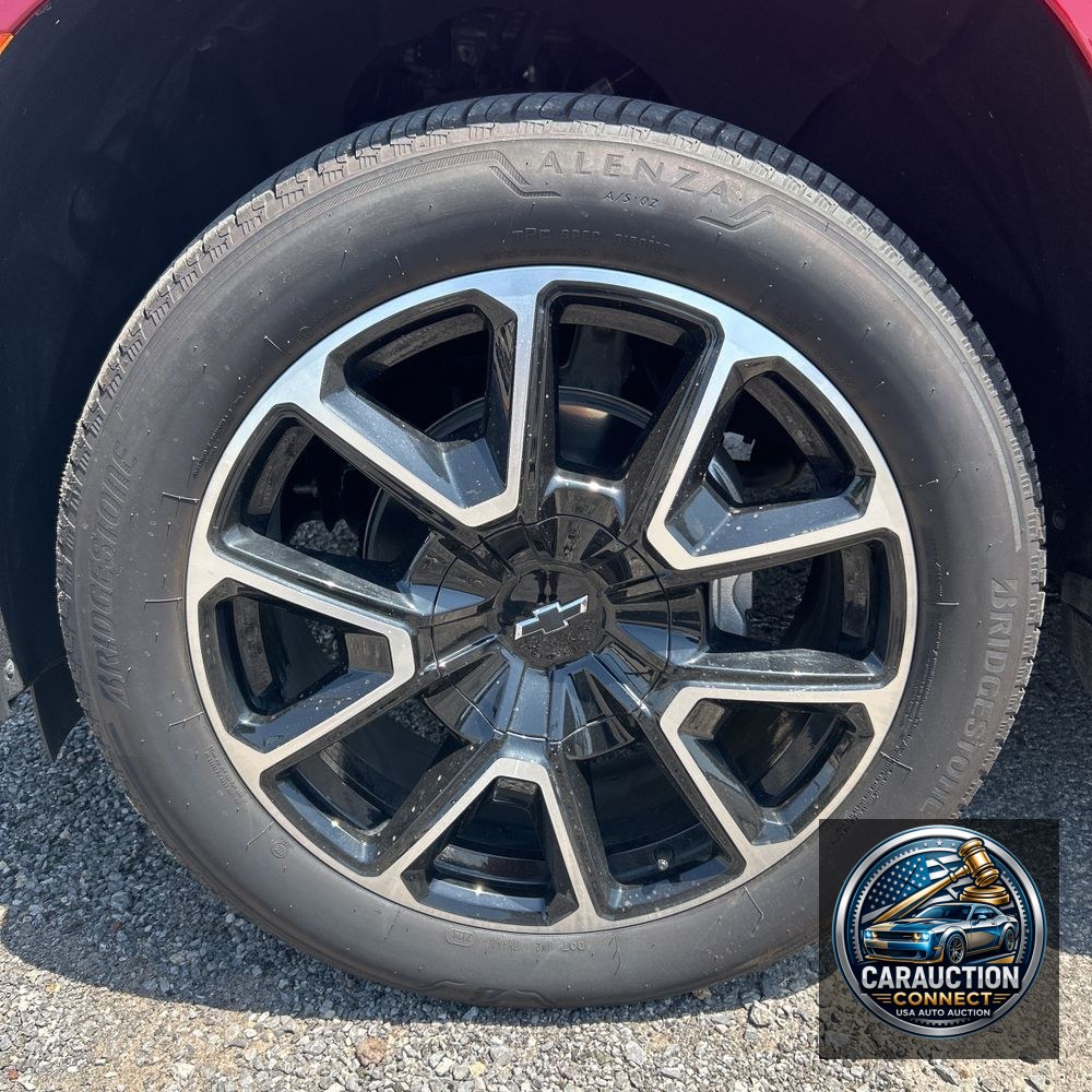 2024 Chevrolet Suburban RST