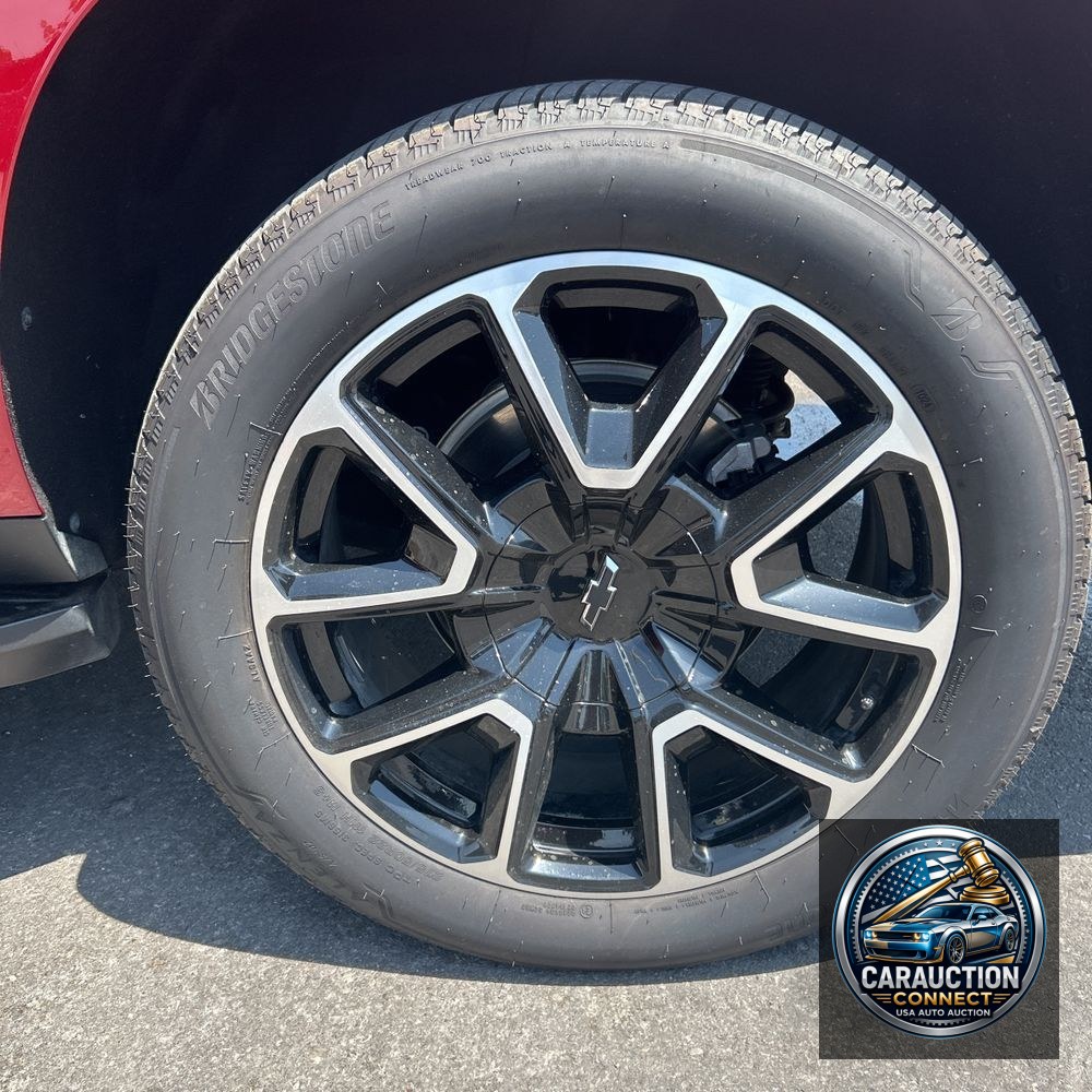 2024 Chevrolet Suburban RST