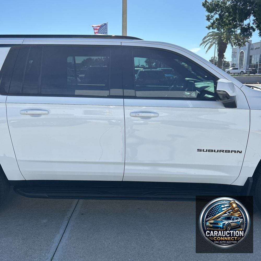 2022 Chevrolet Suburban RST