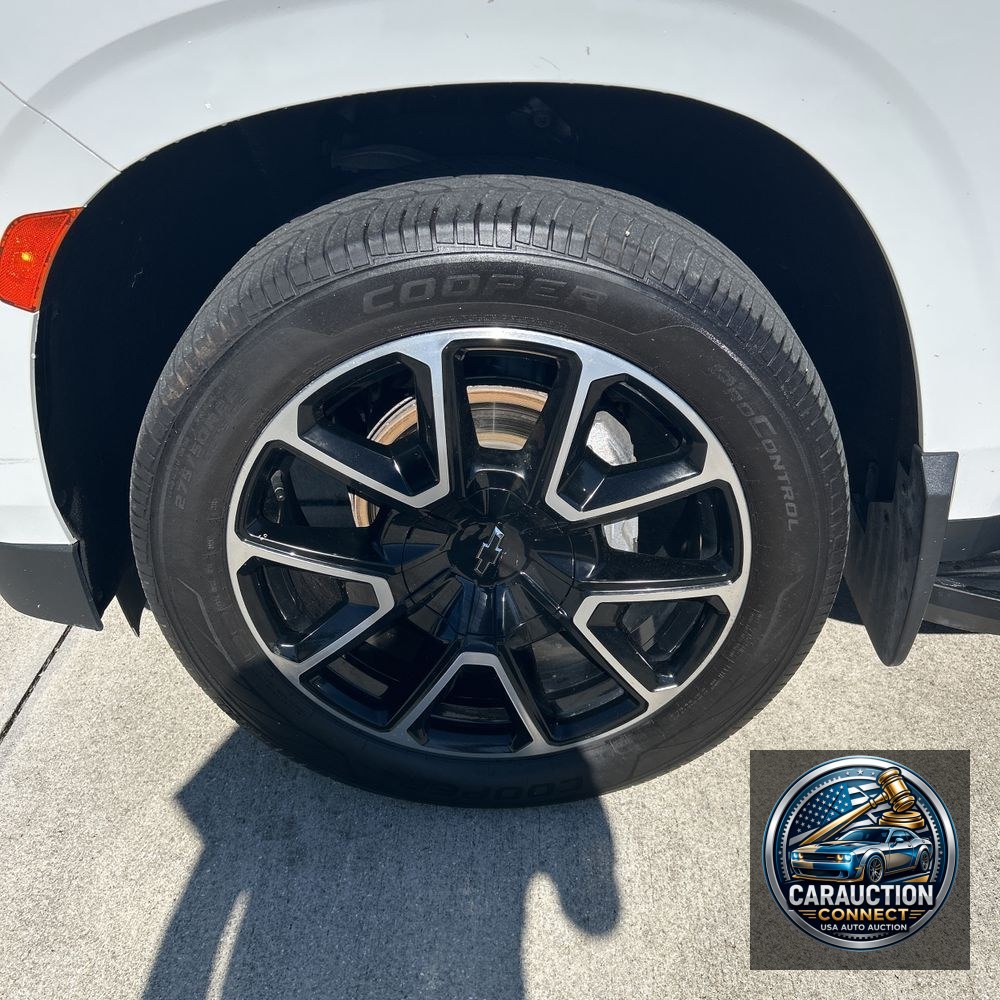 2022 Chevrolet Suburban RST