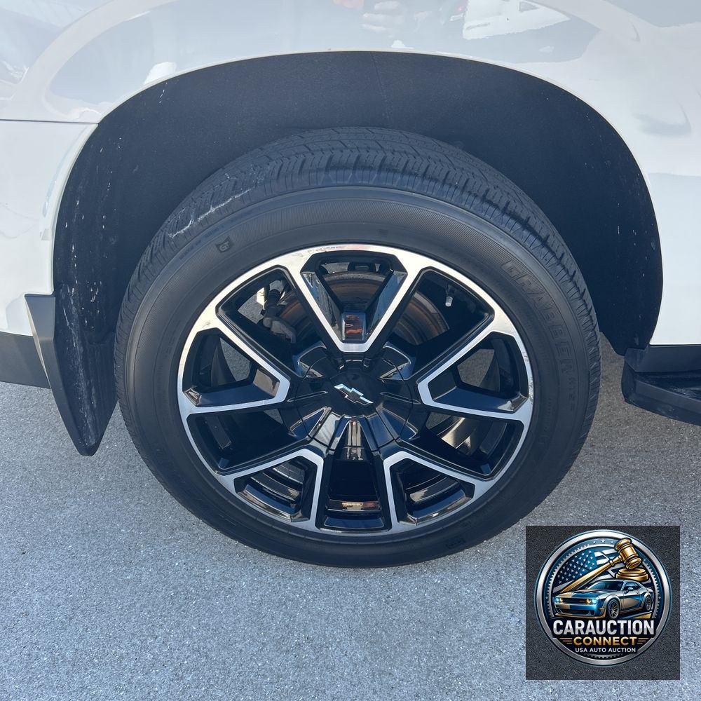 2022 Chevrolet Suburban RST